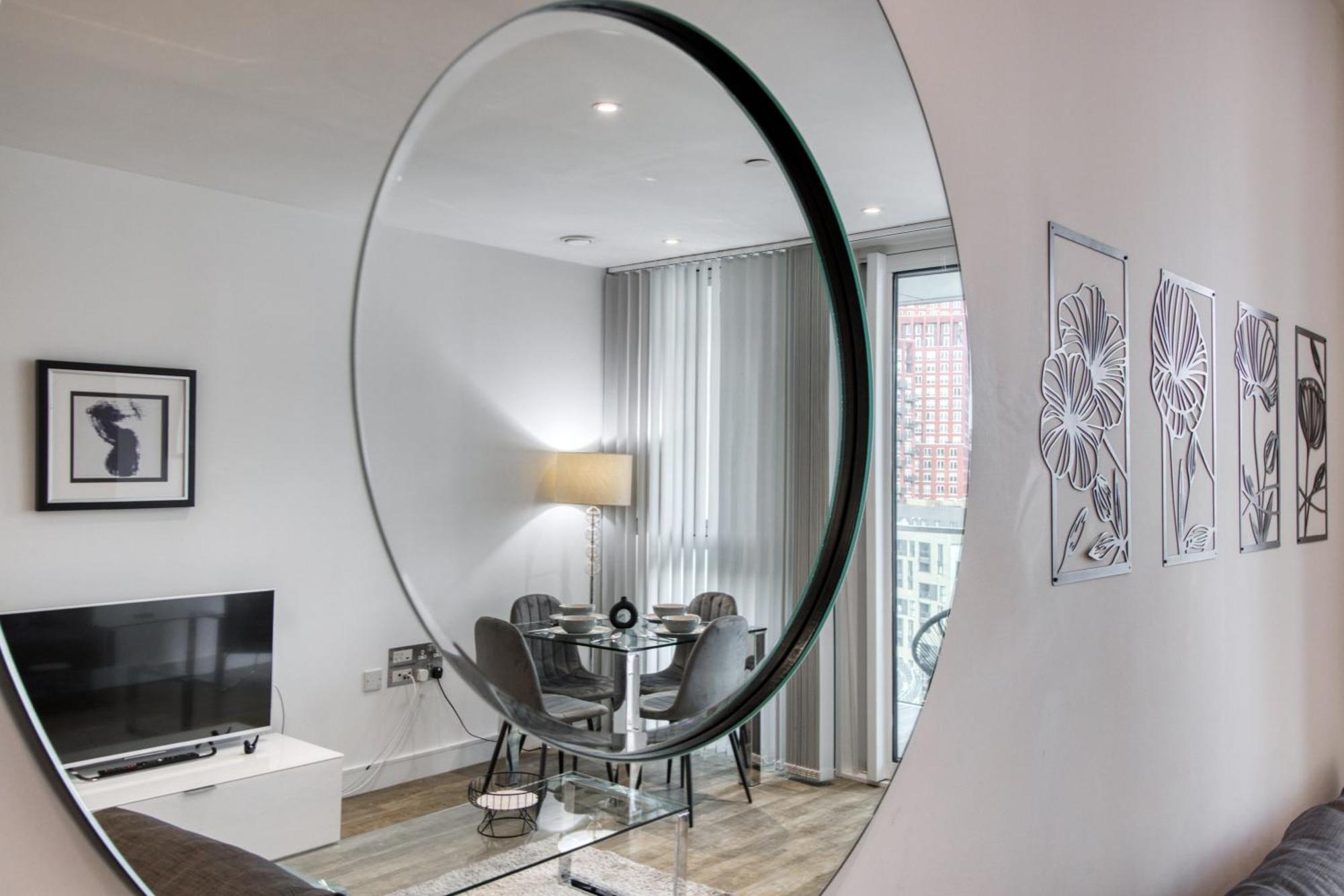 Apartament Stylish And Spacious- One Bed In Nine Elms *